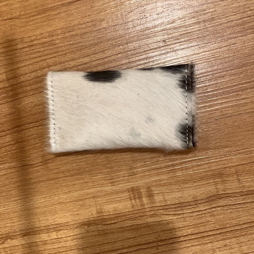 Cowhide Pattern Women's Wallet - Picture 2 of 5